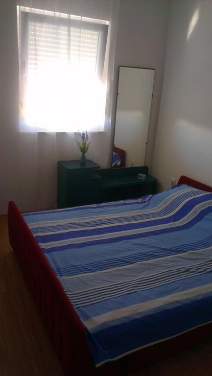 Apartment Feliks Мандре Номер фото