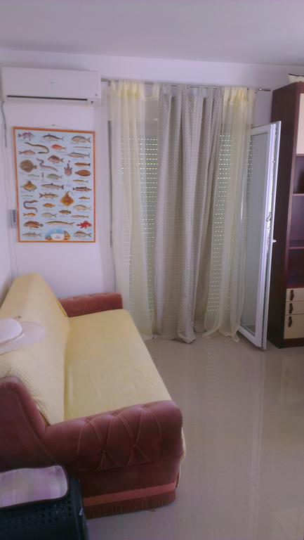 Apartment Feliks Мандре Номер фото